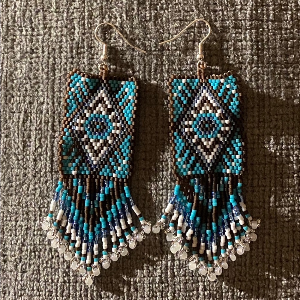 COPY - COPY - Handmade beaded Native American style earr…